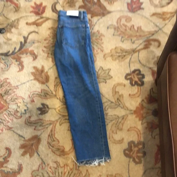 Re/Done straight leg, raw hem button-fly jeans 28 high-rise - Picture 4 of 7
